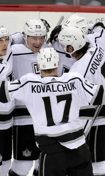 Toffoli scores 2 early in 3rd period, Kings beat Devils 5-1